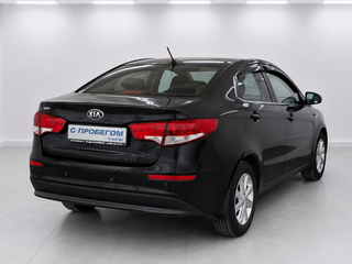 2016 Kia Rio III Рестайлинг, чёрный, 1045000 рублей, вид 4