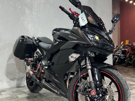 2018 Kawasaki Z 1000SX, чёрный, 1020000 рублей, вид 4