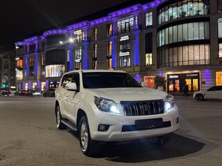 2010 Toyota Land Cruiser Prado 150 Series, белый, 2700000 рублей, вид 1