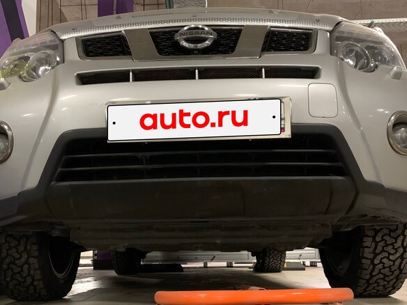2014 Nissan X-Trail II Рестайлинг, серебристый, 2000000 рублей - вид 14