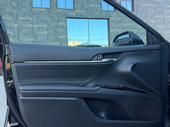 2018 Toyota Camry VIII (XV70), чёрный, 2700000 рублей - вид 26