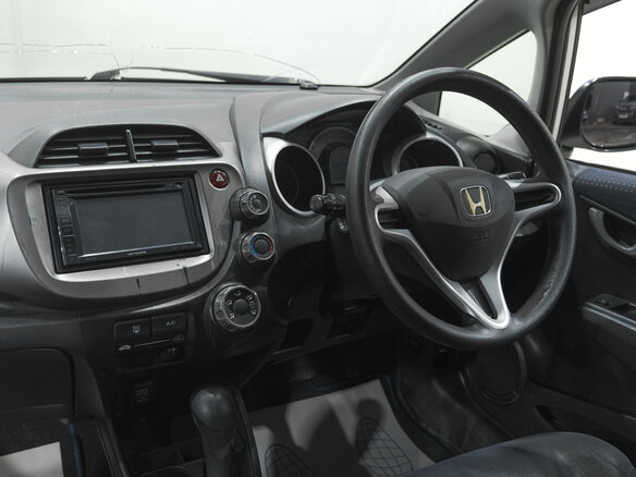 2010 Honda Fit II, белый - вид 13