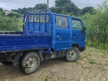 1993 Toyota TownAce, синий, 320000 рублей, вид 3