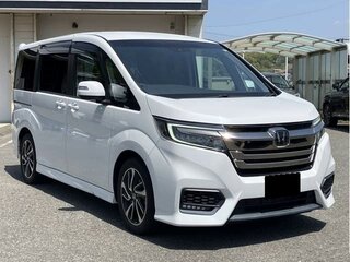 2021 Honda Stepwgn Spada V Рестайлинг, белый, 2057000 рублей, вид 3