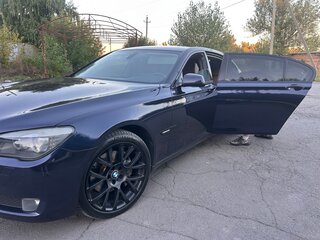 2012 BMW 7 серии Long 730Li V (F01/F02/F04), синий, 2000000 рублей, вид 5