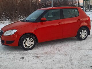 2011 Skoda Fabia II Рестайлинг, красный, 580000 рублей, вид 2