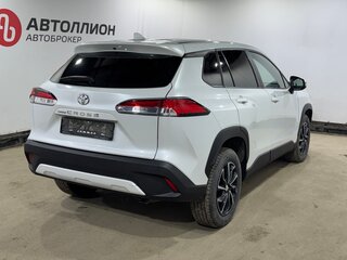 2022 Toyota Corolla Cross I, белый, 2199000 рублей, вид 5