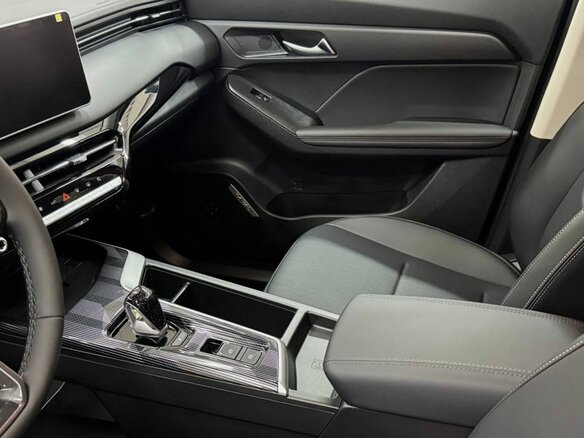 2026 Haval Jolion I Рестайлинг, чёрный, 2672010 рублей - вид 7