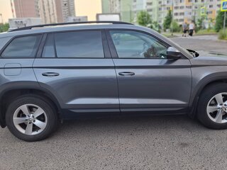 2019 Skoda Kodiaq I, серый, 2050000 рублей, вид 4