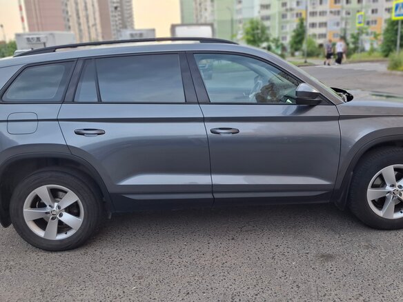 2019 Skoda Kodiaq I, серый - вид 3