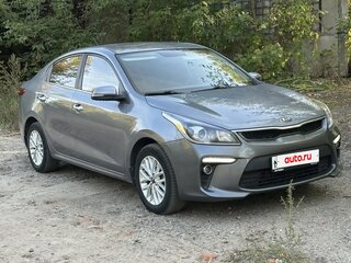 2017 Kia Rio IV, серый, 1350000 рублей, вид 3