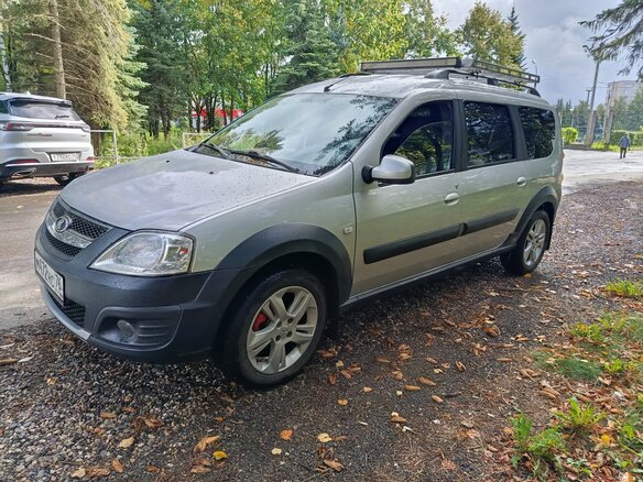 2019 Lada (ВАЗ) Largus Cross I, серый, 890000 рублей