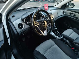 2014 Chevrolet Cruze I Рестайлинг, белый, 650000 рублей, вид 5