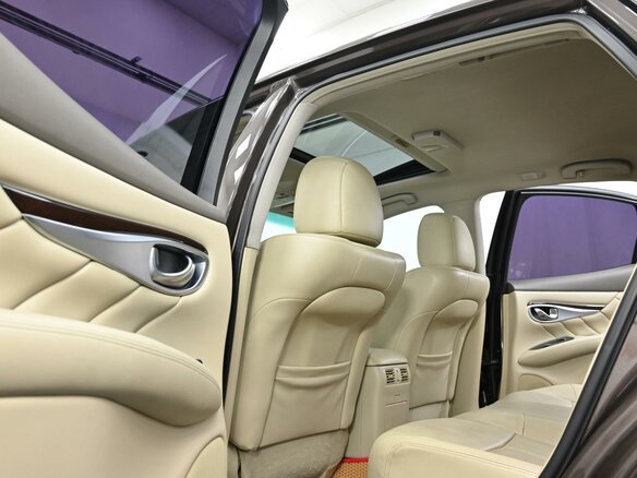 2015 Infiniti Q70 I Рестайлинг, коричневый - вид 12