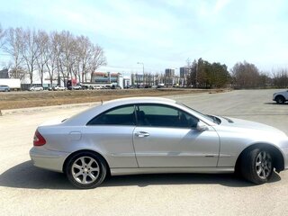 2003 Mercedes-Benz CLK-Класс 240 II (W209), серебристый, 780000 рублей, вид 2