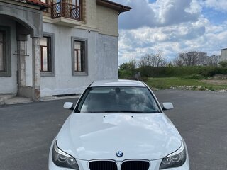 2007 BMW 5 серии 520d V (E60/E61) Рестайлинг, белый, 1450000 рублей, вид 5