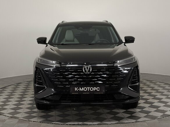 2024 Changan CS75 Plus III, чёрный, 2950000 рублей - вид 1