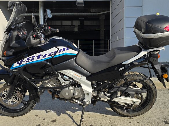 2004 Suzuki V-Strom DL 650, чёрный, 540000 рублей - вид 1