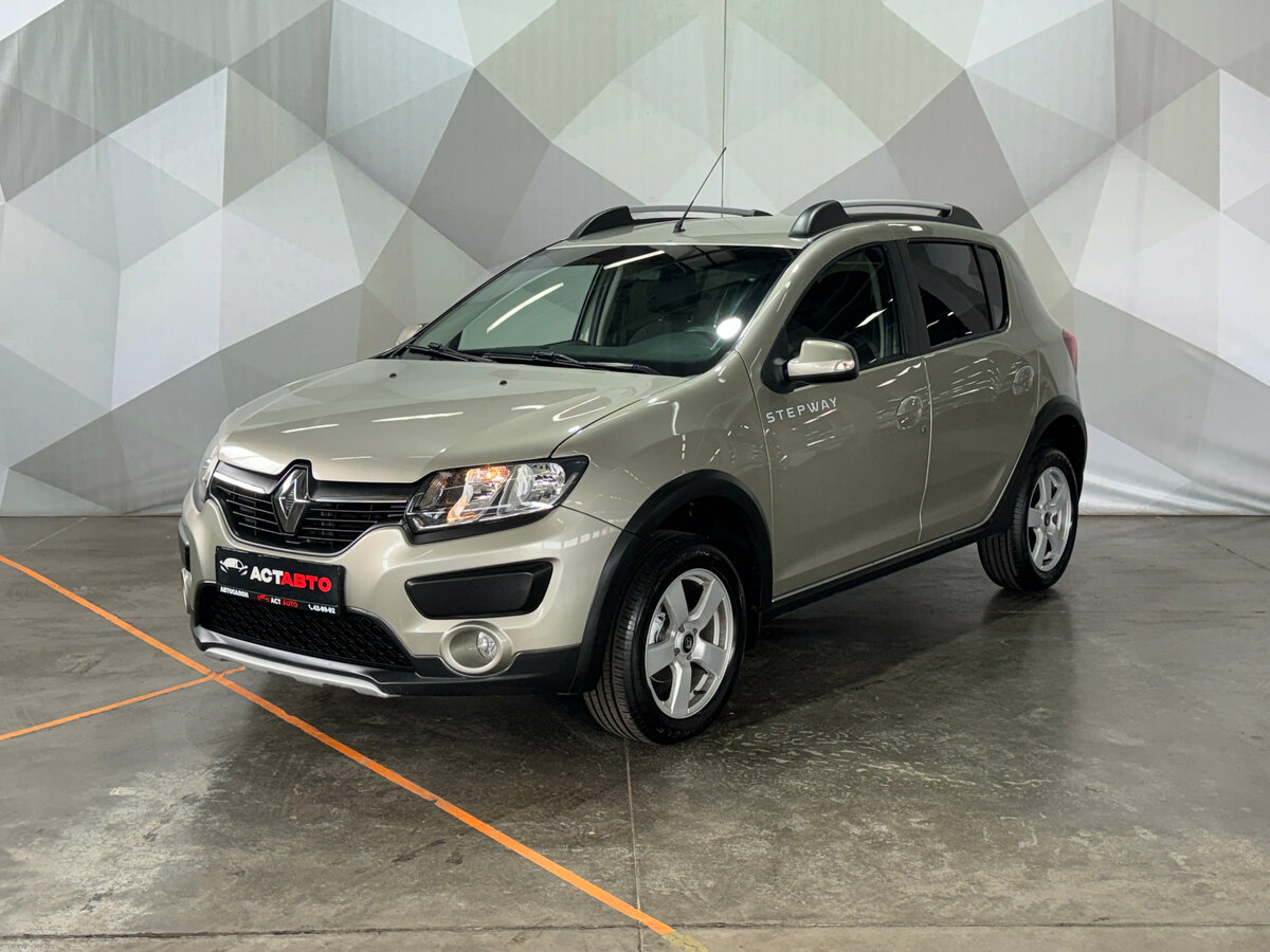 Открыть фотографии: Renault Sandero II