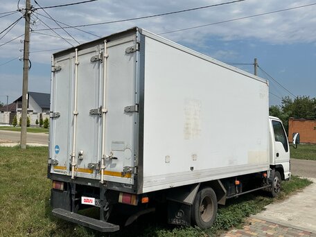 2006 Isuzu Elf (N-series), белый, 1100000 рублей, вид 4