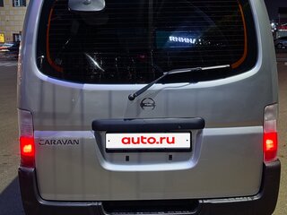 2001 Nissan Caravan IV (E25), серый, 850000 рублей, вид 2