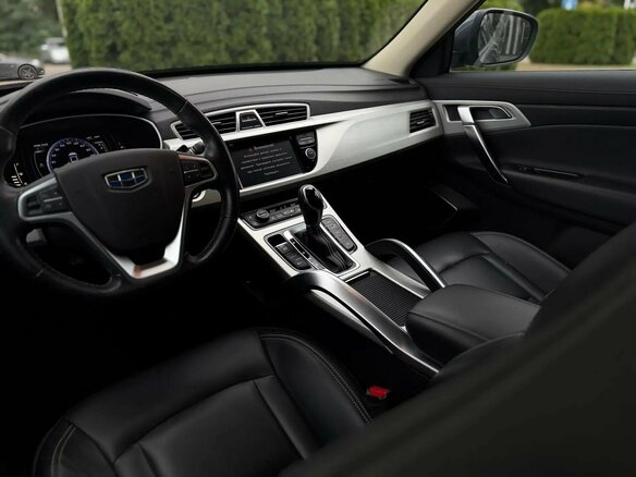 2020 Geely Atlas I, серый, 1370000 рублей - вид 13