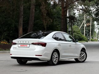 2021 Skoda Octavia IV (A8), белый, 2100000 рублей, вид 4