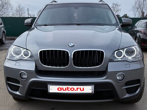 2011 BMW X5 35i II (E70) Рестайлинг, серый