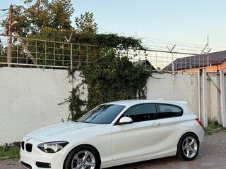 2013 BMW 1 серии 116i II (F20/F21), белый, 1500000 рублей, вид 5