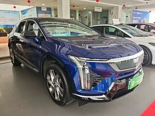 2025 Cadillac Optiq, синий, 4176099 рублей, вид 4