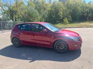 2011 Hyundai i30 I Рестайлинг, красный, 520000 рублей, вид 4