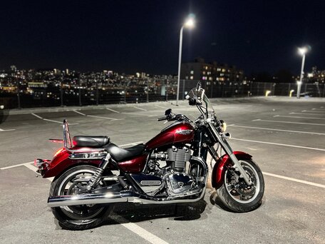 2016 Triumph Thunderbird Commander, красный, 750007 рублей, вид 2