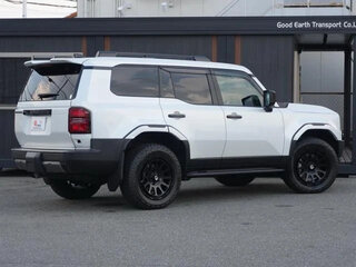2024 Toyota Land Cruiser Prado 250 Series, белый, 7255555 рублей, вид 3