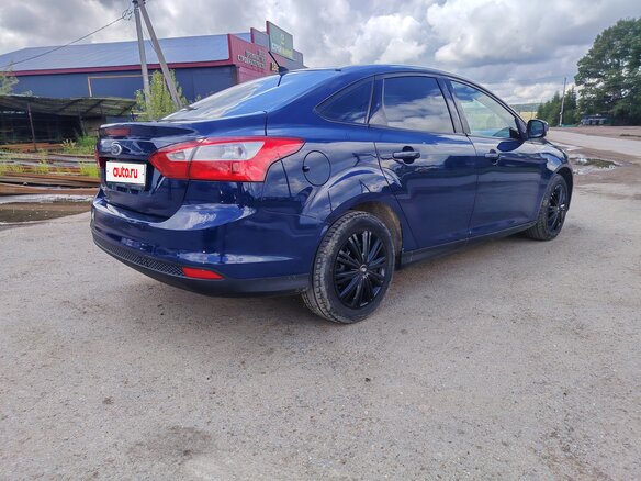 2011 Ford Focus III, синий, 720000 рублей - вид 2