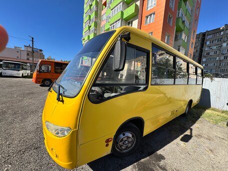 2008 Hyundai Real, жёлтый, 550000 рублей, вид 2
