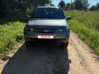 2018 Chevrolet Niva I Рестайлинг, серый, 820000 рублей, вид 2