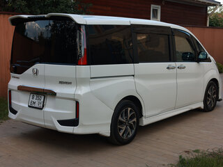 2015 Honda Stepwgn Spada V, белый, 1778000 рублей, вид 4