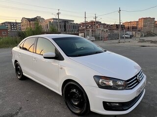 2015 Volkswagen Polo V Рестайлинг, белый, 555000 рублей, вид 1