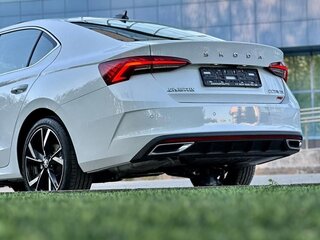 2022 Skoda Octavia IV (A8), белый, 2330000 рублей, вид 5