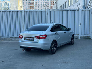 2019 Lada (ВАЗ) Vesta I, серебристый, 899000 рублей, вид 5