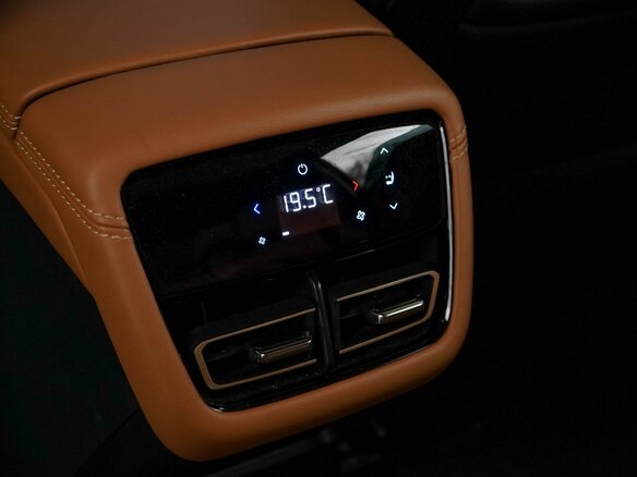 2024 Mazda EZ-6 28.4 kWh, серый, 3649521 рублей - вид 16