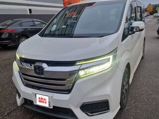2018 Honda Stepwgn Spada V Рестайлинг, белый, 2499000 рублей, вид 1