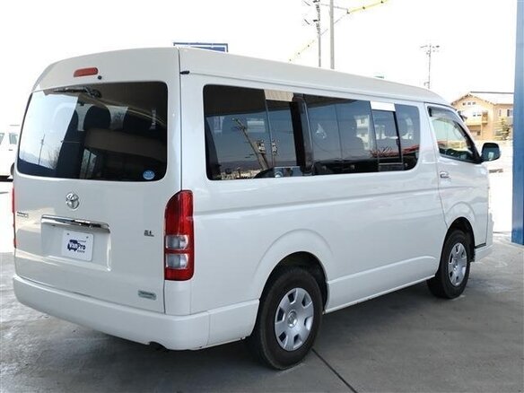 2014 Toyota HiAce H200 Рестайлинг, белый, 2687555 рублей - вид 4
