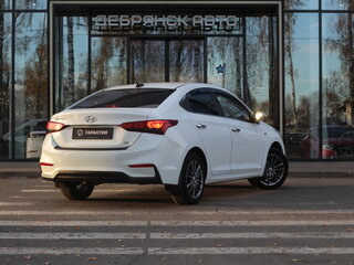 2018 Hyundai Solaris II, белый, 1295000 рублей, вид 3