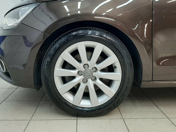2013 Audi A1 I (8X), коричневый, 990000 рублей - вид 12