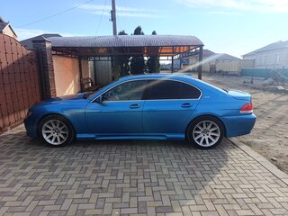 2001 BMW 7 серии 745i IV (E65/E66), синий, 700000 рублей, вид 2