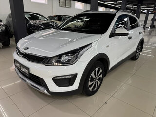 2020 Kia Rio X-Line IV, белый, 1599000 рублей, вид 1