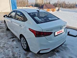 2017 Hyundai Solaris II, белый, 1050000 рублей, вид 3
