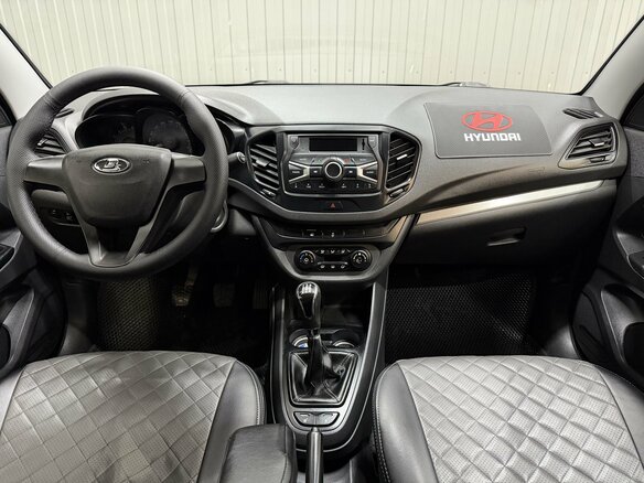 2017 Lada (ВАЗ) Vesta I, белый, 720000 рублей - вид 8