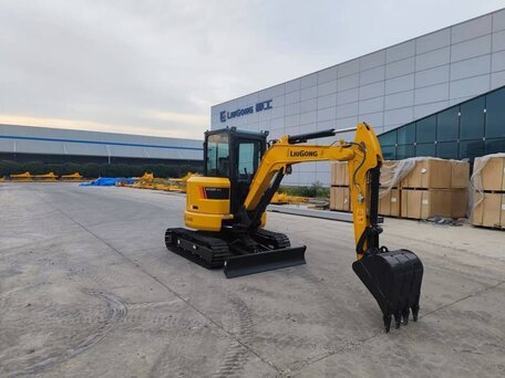 2025 LiuGong CLG 9035E, 3500000 рублей, вид 4